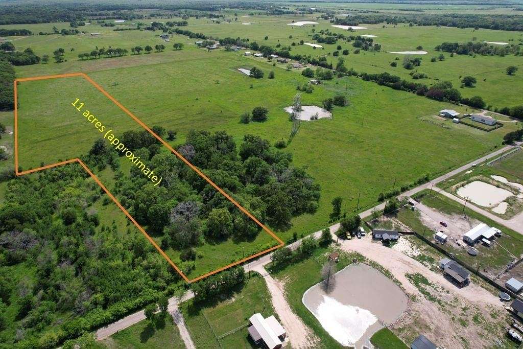 11 Acres of Land for Sale in Kemp, Texas