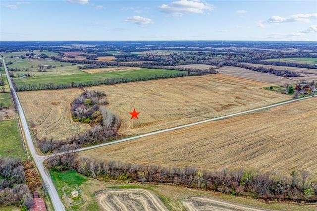 5 Acres of Residential Land for Sale in Pleasant Hill, Missouri