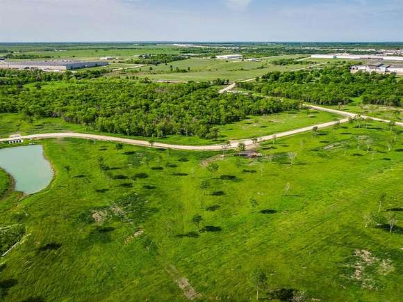 2.3 Acres of Residential Land for Sale in Corsicana, Texas