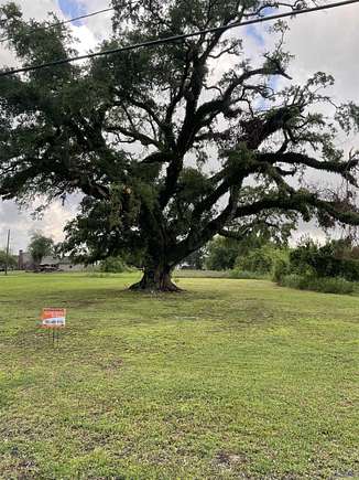 0.51 Acres of Residential Land for Sale in Napoleonville, Louisiana