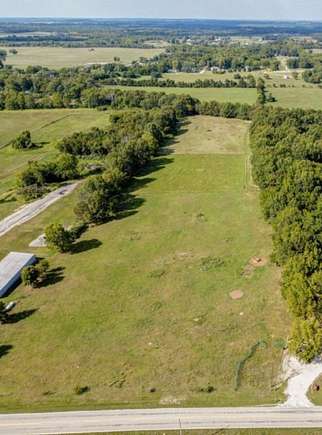 10 Acres of Land for Sale in Bois D'Arc, Missouri