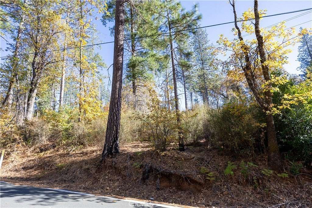 0.23 Acres of Residential Land for Sale in Cobb, California