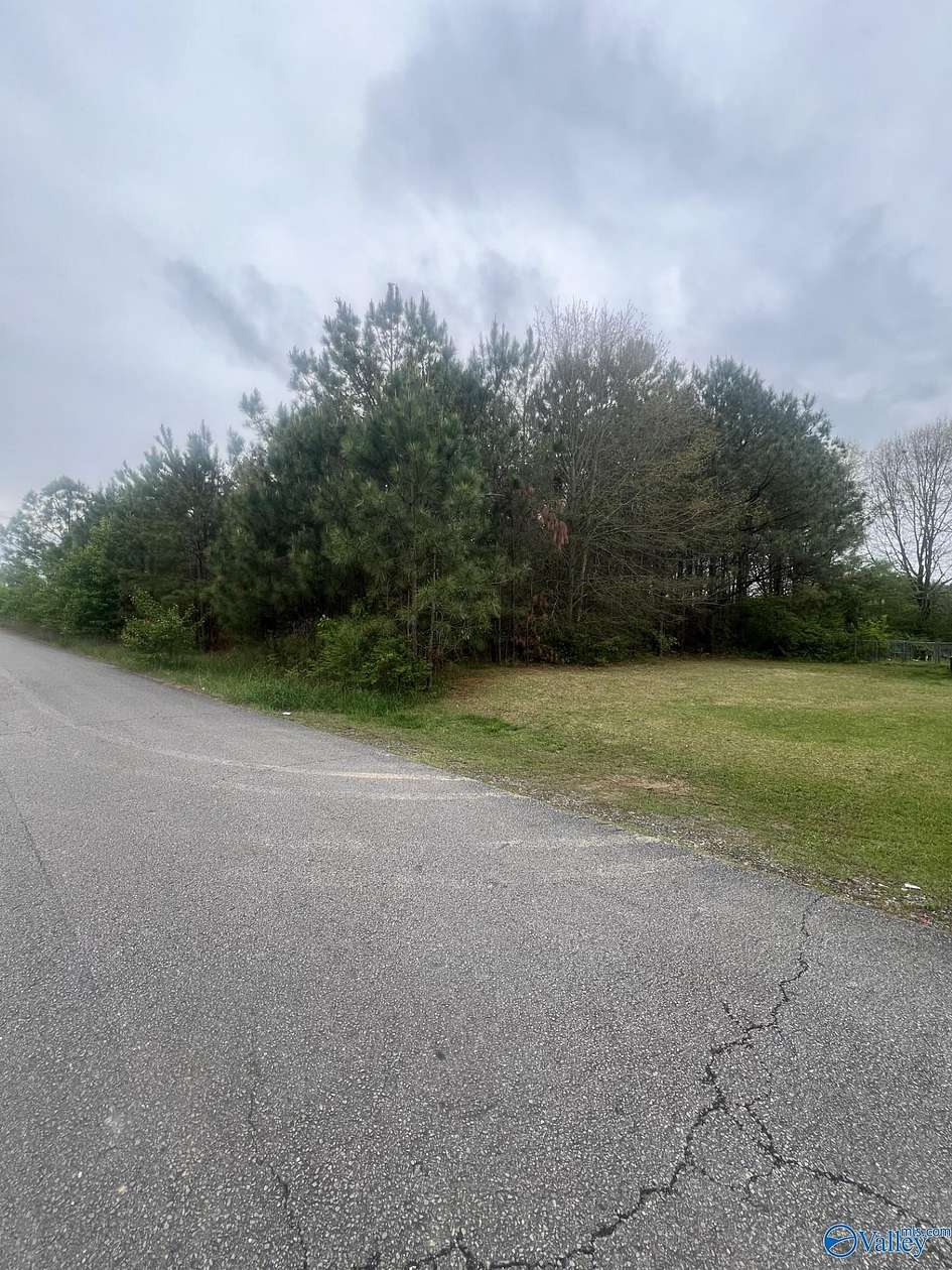 0.4 Acres of Land for Sale in Boaz, Alabama
