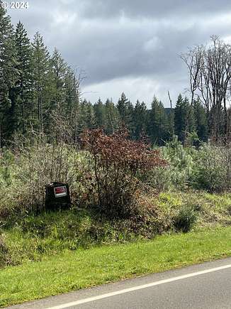 5 Acres of Residential Land for Sale in Elmira, Oregon