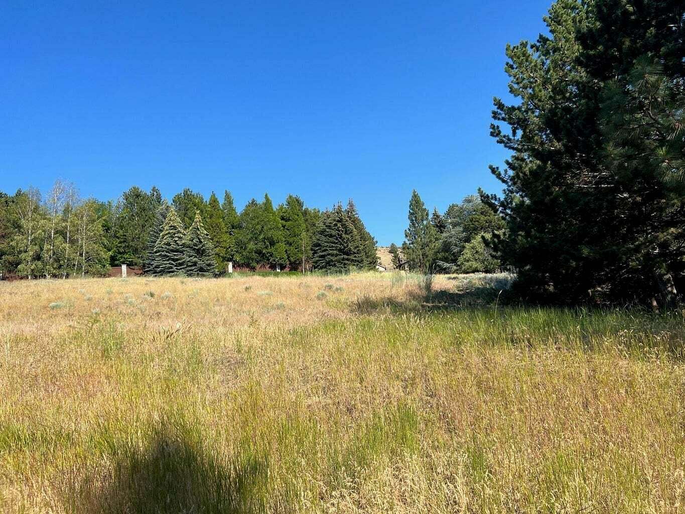 0.71 Acres of Residential Land for Sale in Klamath Falls, Oregon