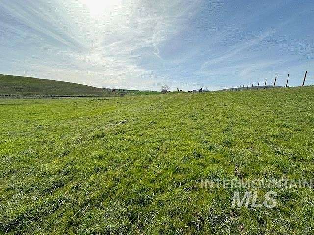2.8 Acres of Residential Land for Sale in Viola, Idaho