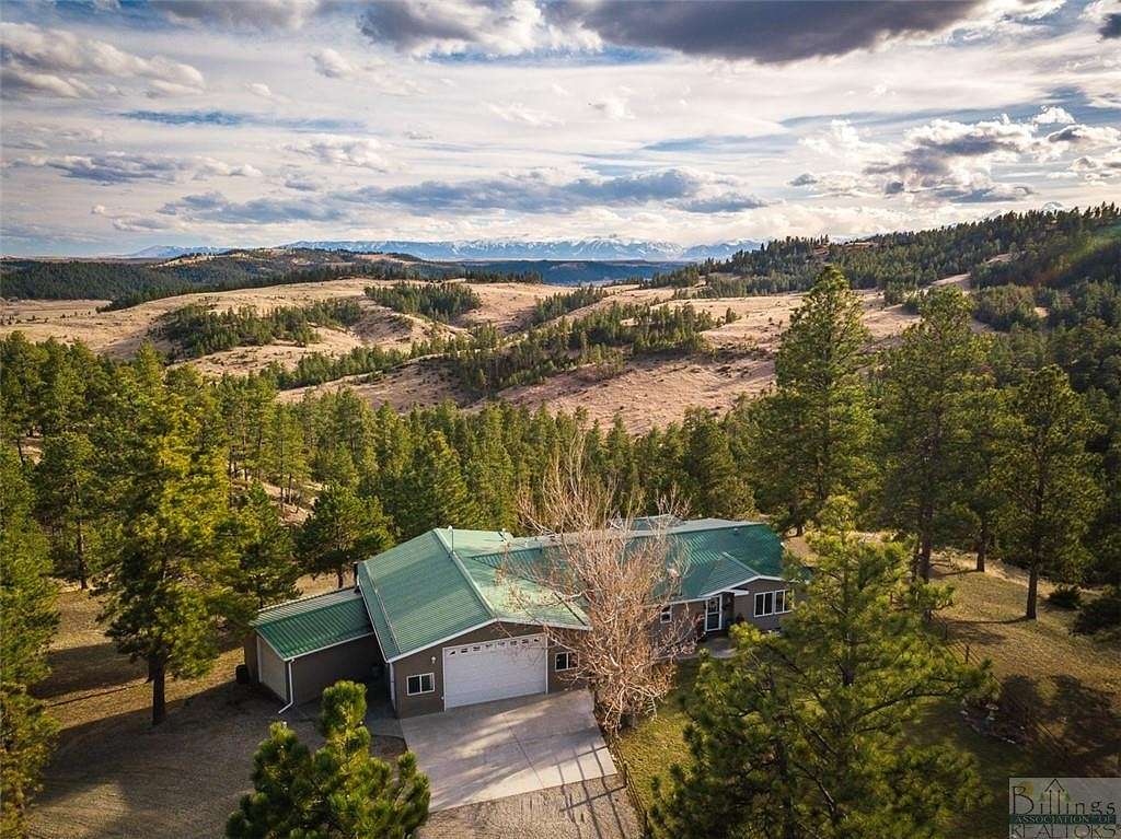 20.6 Acres of Land with Home for Sale in Columbus, Montana