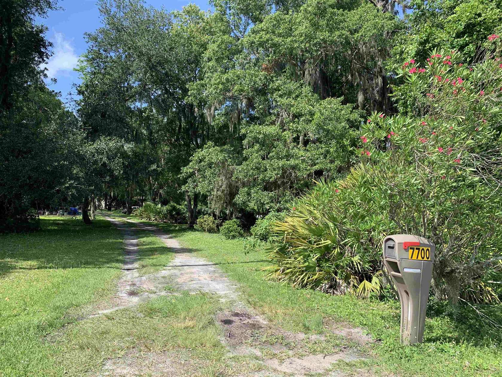 10 Acres of Residential Land for Sale in St. Augustine, Florida