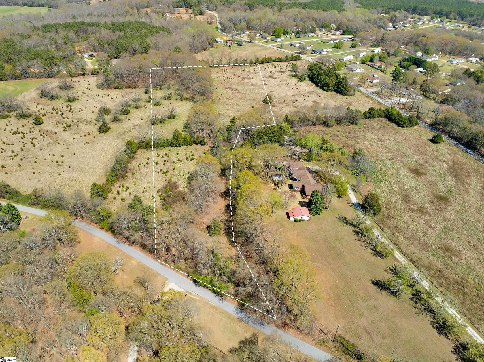 7 Acres of Residential Land for Sale in Fountain Inn, South Carolina