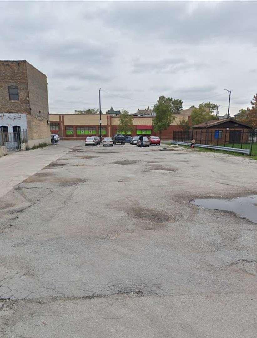 0.22 Acres of Commercial Land for Sale in Chicago, Illinois