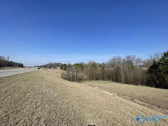 2 Acres of Commercial Land for Sale in Arab, Alabama
