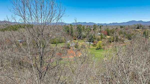 1 Acre of Residential Land for Sale in Franklin, North Carolina