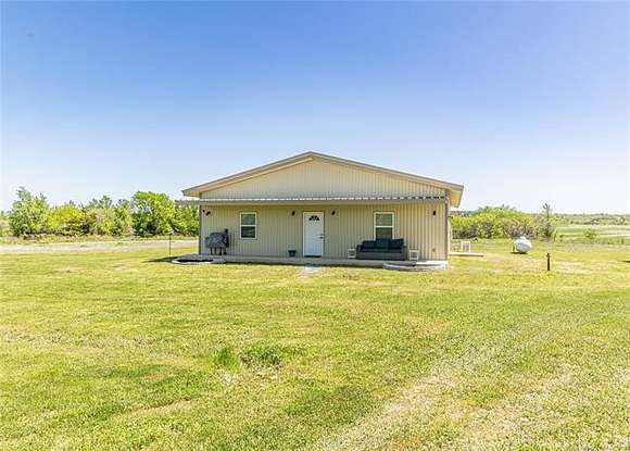 10 Acres of Residential Land with Home for Sale in Atoka, Oklahoma
