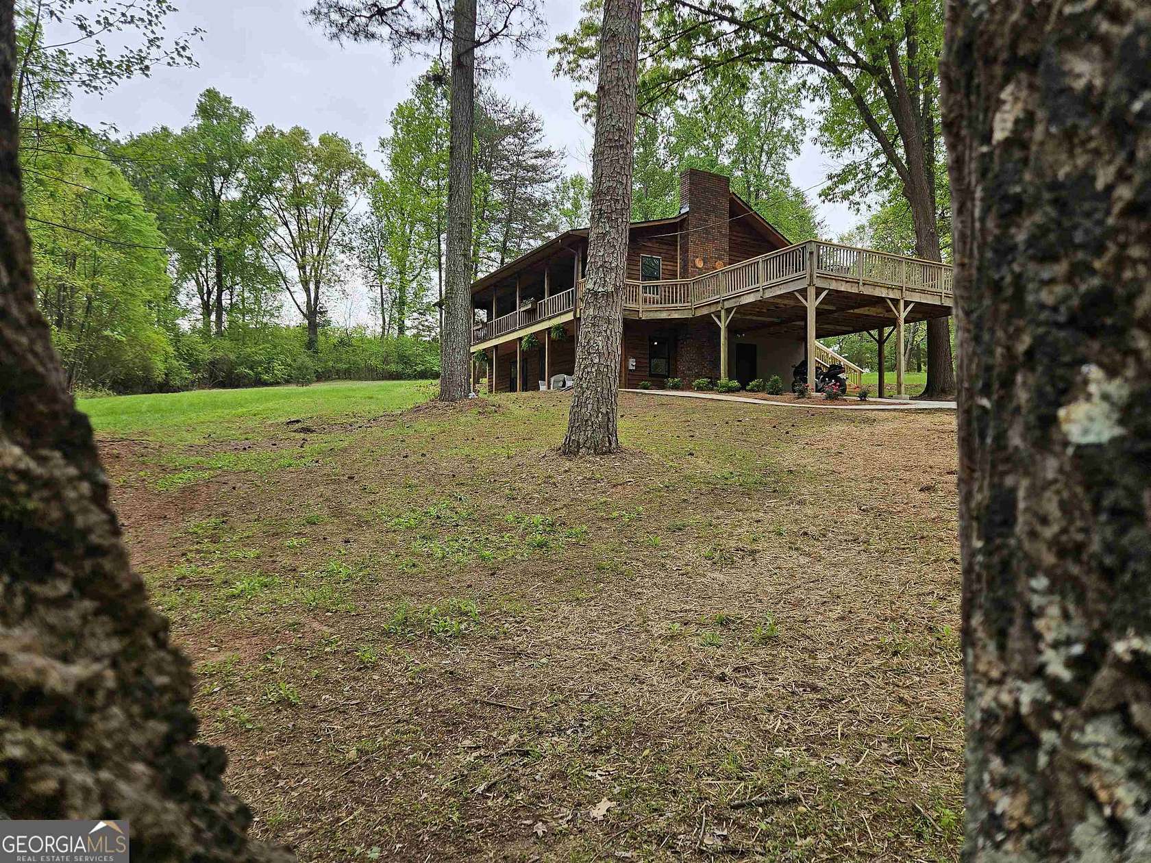 6 Acres of Residential Land with Home for Sale in Rome, Georgia