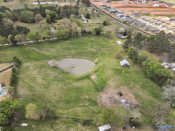 7.7 Acres of Residential Land for Sale in Owens Cross Roads, Alabama