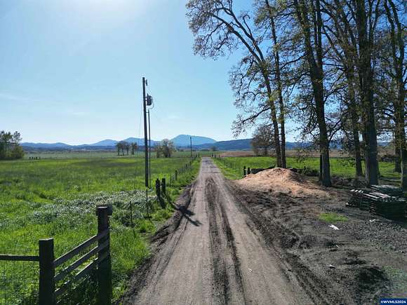 78.4 Acres of Land for Sale in Corvallis, Oregon