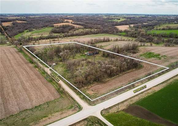 10 Acres of Land for Sale in St. Charles, Iowa