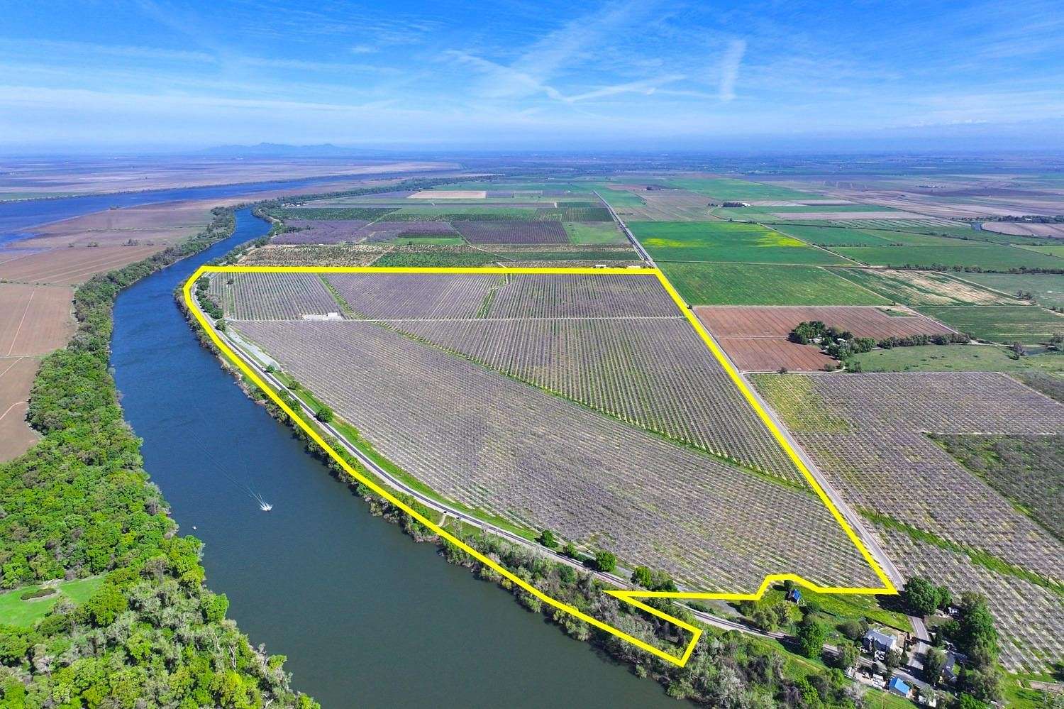 367 Acres of Agricultural Land for Sale in Verona, California