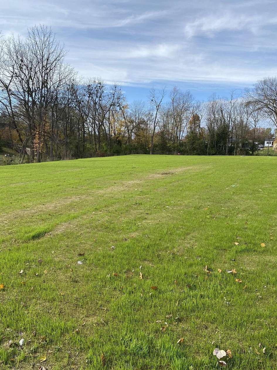 1.03 Acres of Residential Land for Sale in Winchester, Kentucky