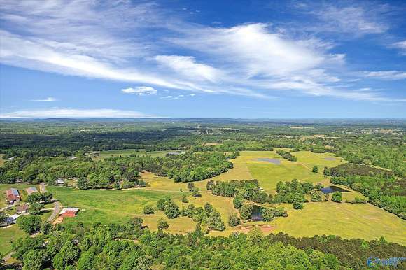 200 Acres of Land with Home for Sale in Blountsville, Alabama