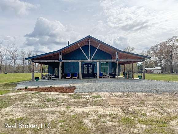 19.88 Acres of Land with Home for Sale in Hortense, Georgia