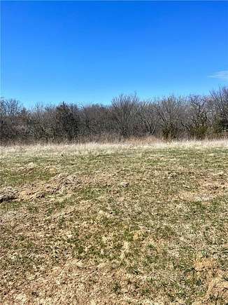 0.85 Acres of Residential Land for Sale in West Des Moines, Iowa