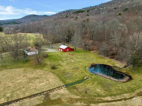 7.2 Acres of Residential Land with Home for Sale in Petersburg, New York