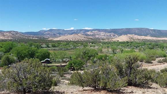 91 Acres of Agricultural Land with Home for Sale in Medanales, New Mexico