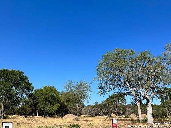 5 Acres of Residential Land for Sale in Camp Verde, Texas