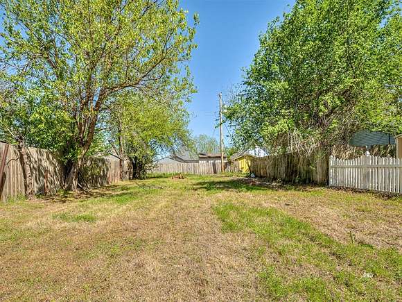 0.1 Acres of Mixed-Use Land for Sale in El Reno, Oklahoma