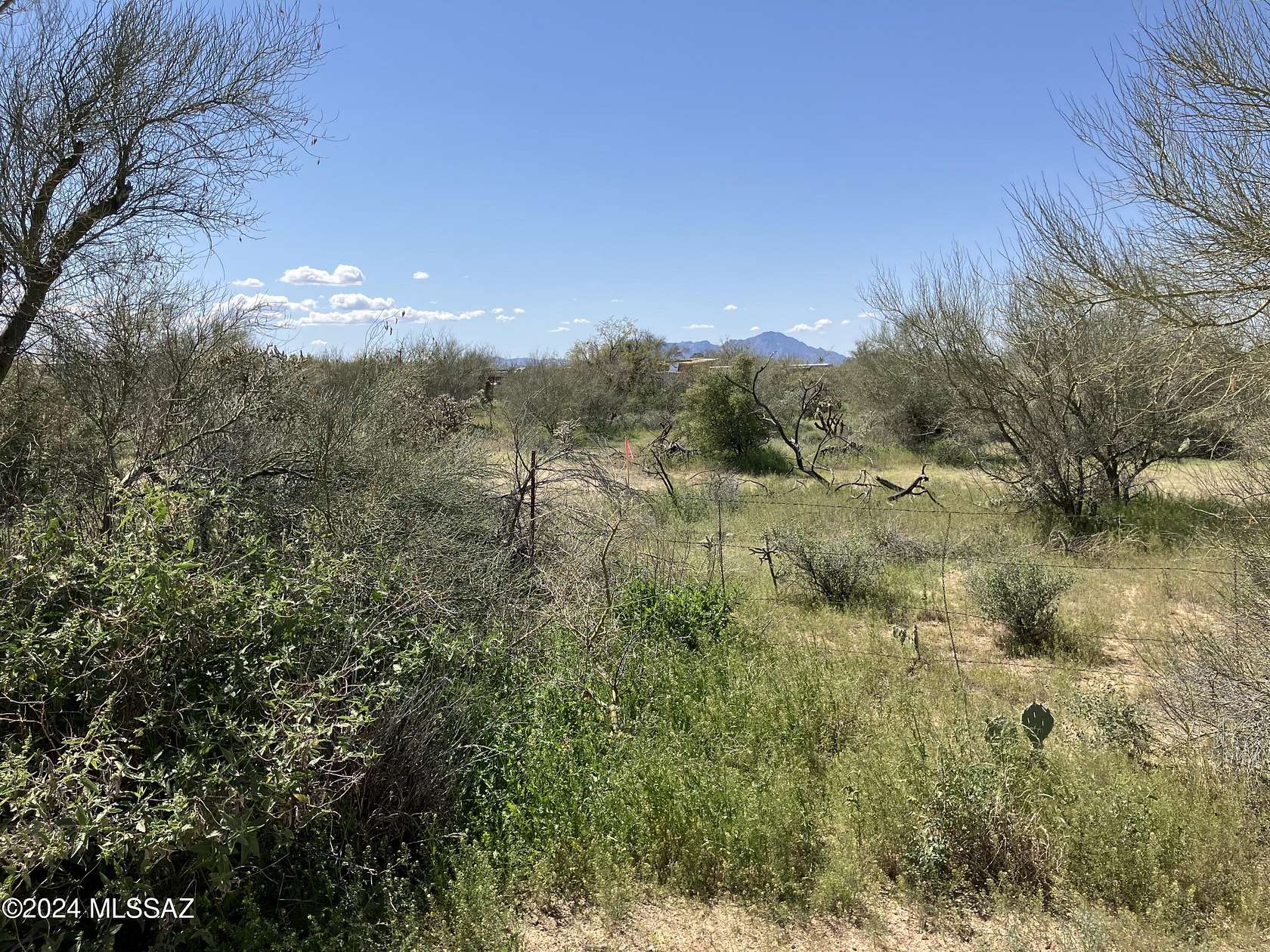 2 Acres of Residential Land for Sale in Tucson, Arizona
