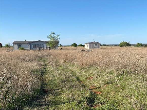 10 Acres of Residential Land for Sale in Crescent, Oklahoma
