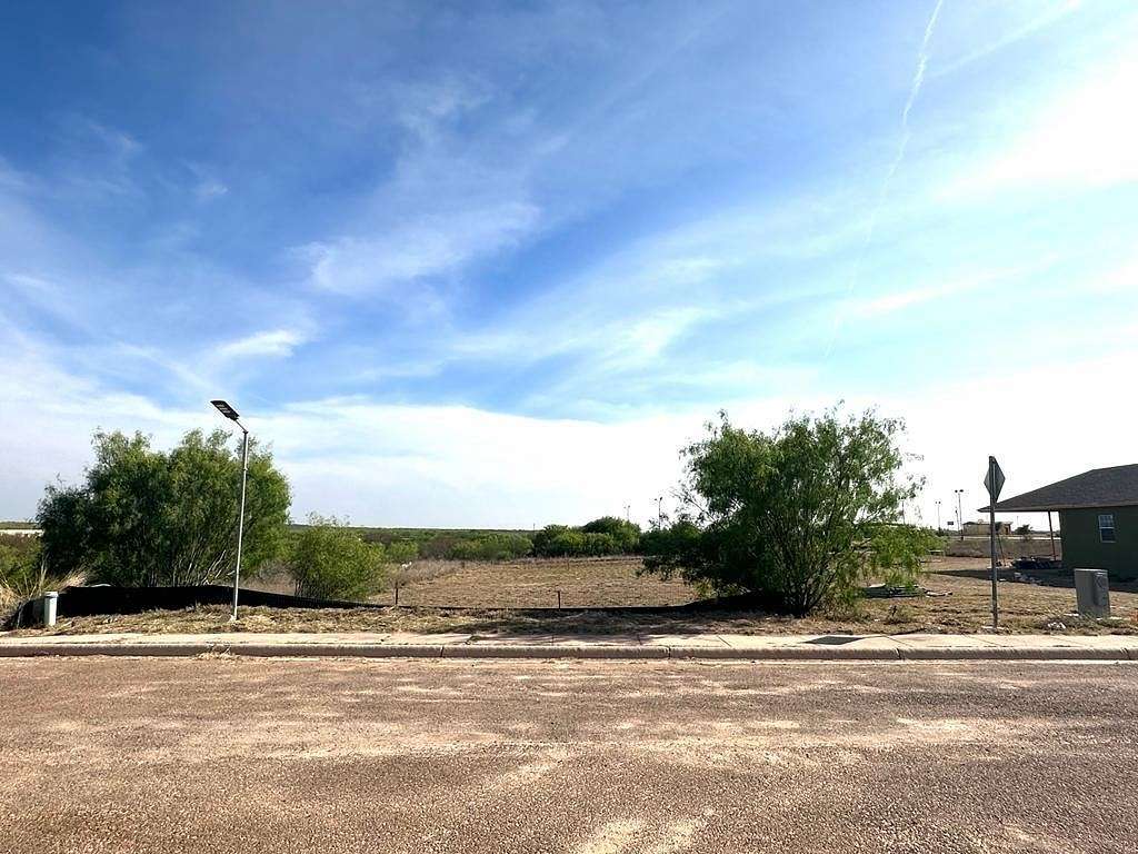 0.36 Acres of Residential Land for Sale in Laredo, Texas