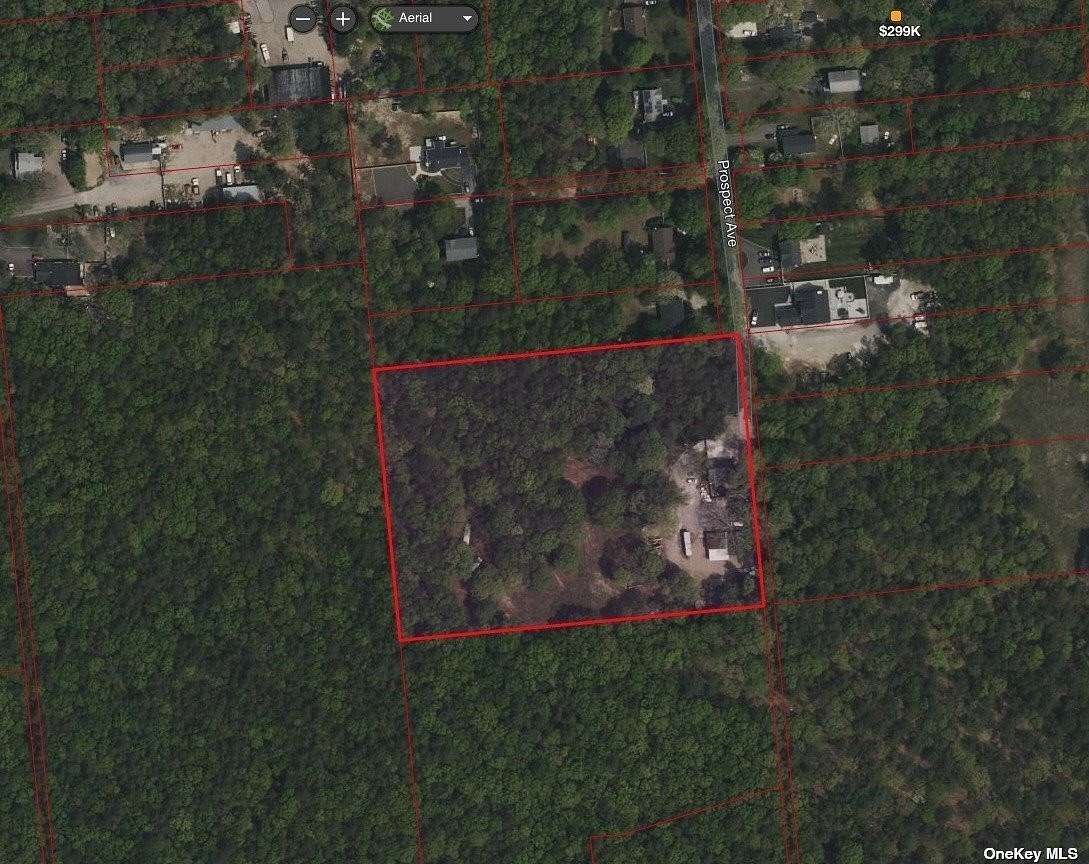 5 Acres of Residential Land with Home for Sale in Medford, New York