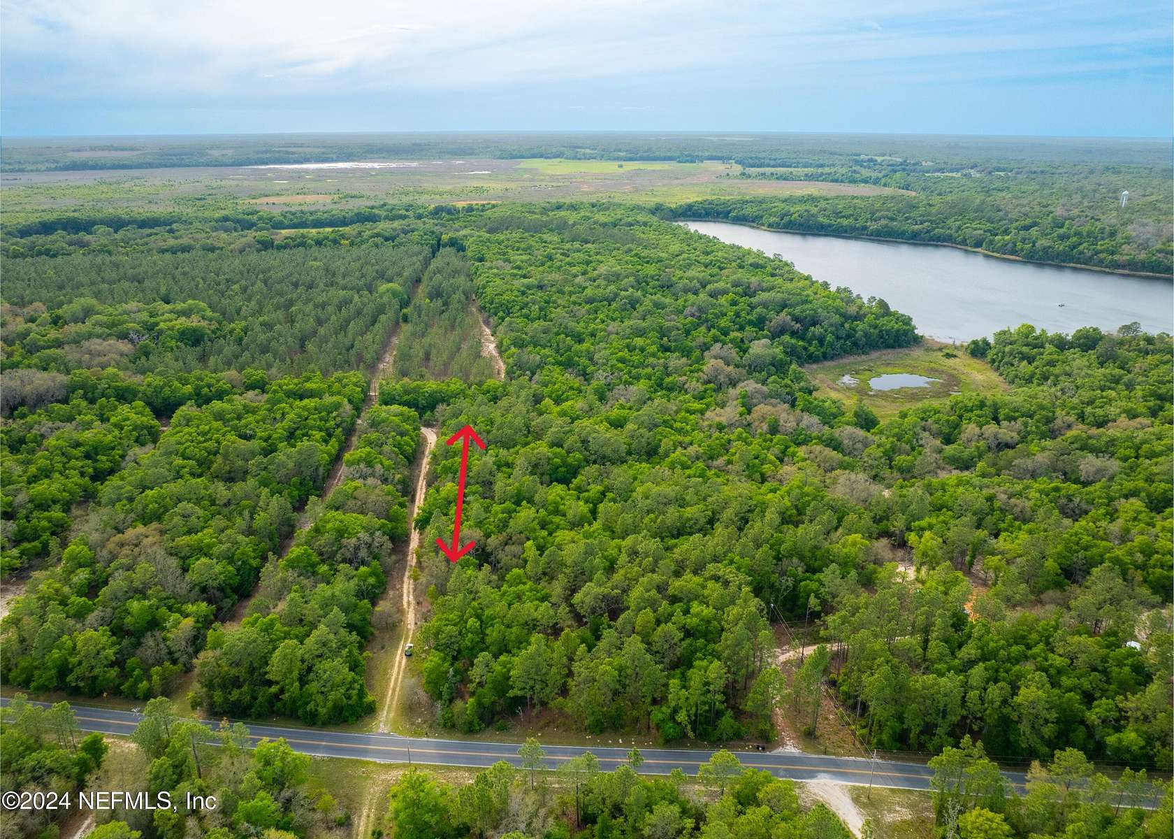 0.1 Acres of Residential Land for Sale in Hawthorne, Florida