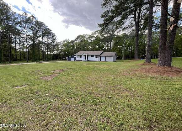 2 Acres of Residential Land with Home for Sale in Brandon, Mississippi