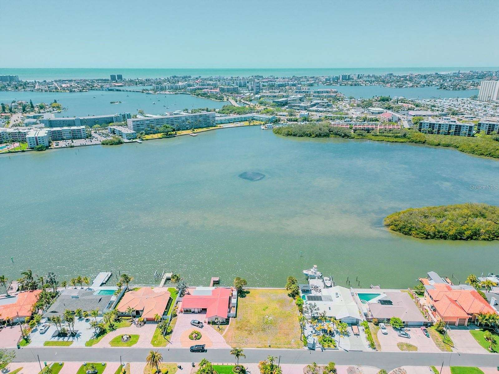 0.39 Acres of Residential Land for Sale in St. Petersburg, Florida