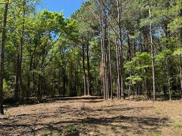 5 Acres of Land for Sale in Mount Pleasant, Texas
