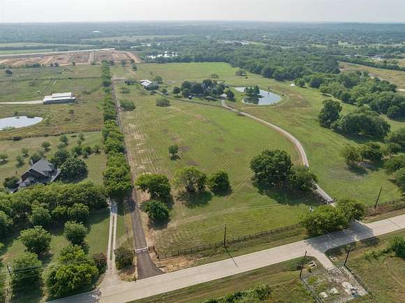 14 Acres of Land for Sale in Argyle, Texas