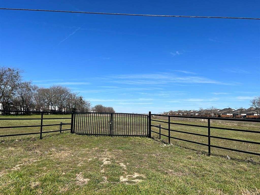 12 Acres of Land for Sale in Godley, Texas