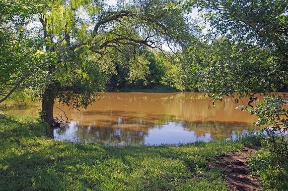 107.1 Acres of Improved Recreational Land & Farm for Sale in Holland, Texas