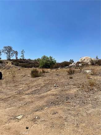 19.85 Acres of Land for Sale in Hemet, California