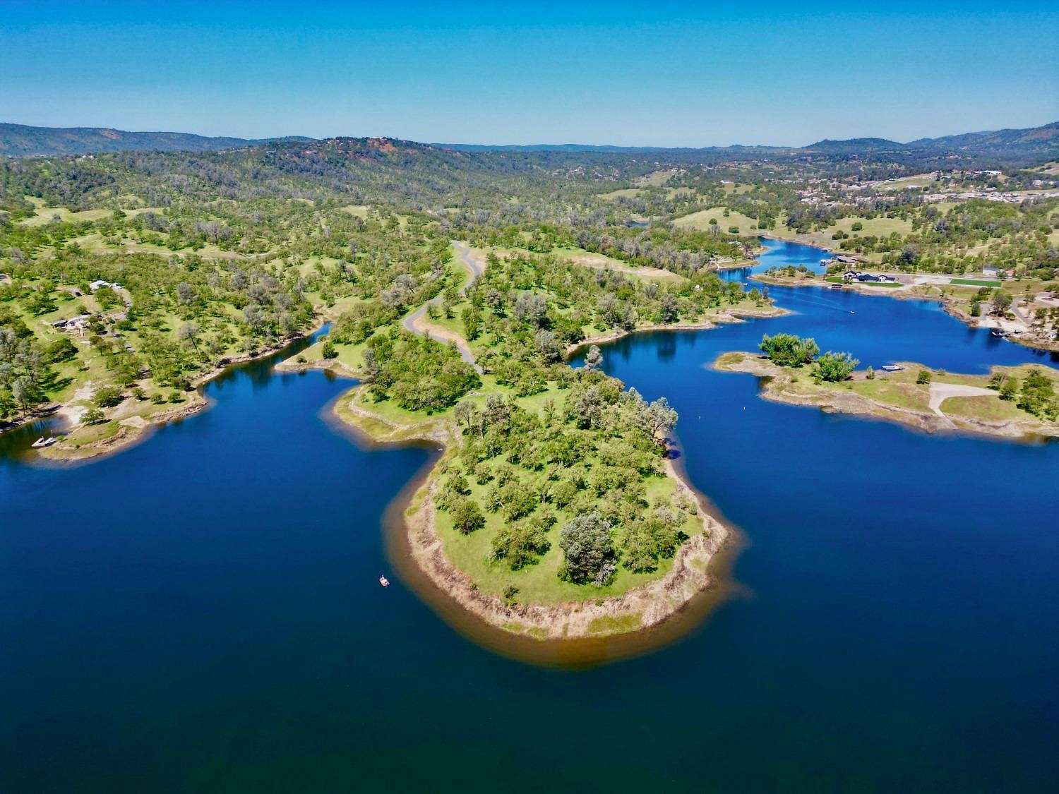28.8 Acres of Land for Sale in Copperopolis, California