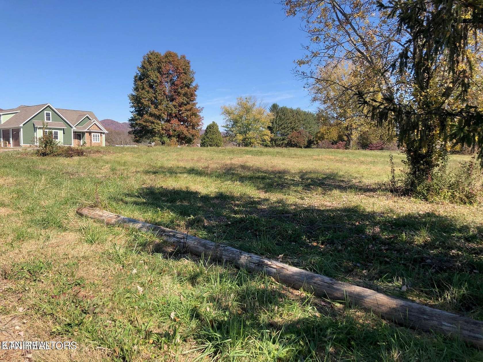 0.58 Acres of Land for Sale in Speedwell, Tennessee