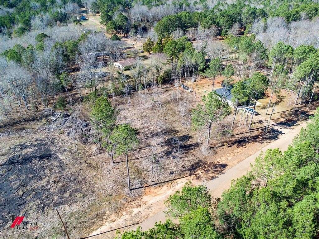 0.84 Acres of Residential Land for Sale in Plain Dealing, Louisiana