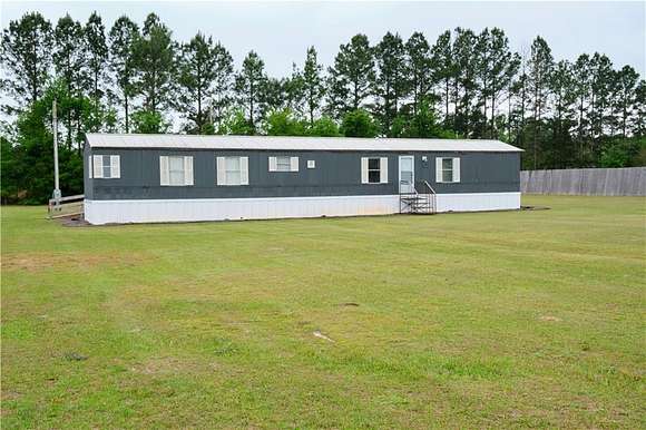 2.7 Acres of Residential Land with Home for Sale in Seminole, Alabama