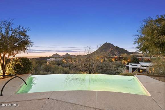 2.06 Acres of Residential Land with Home for Sale in Scottsdale, Arizona