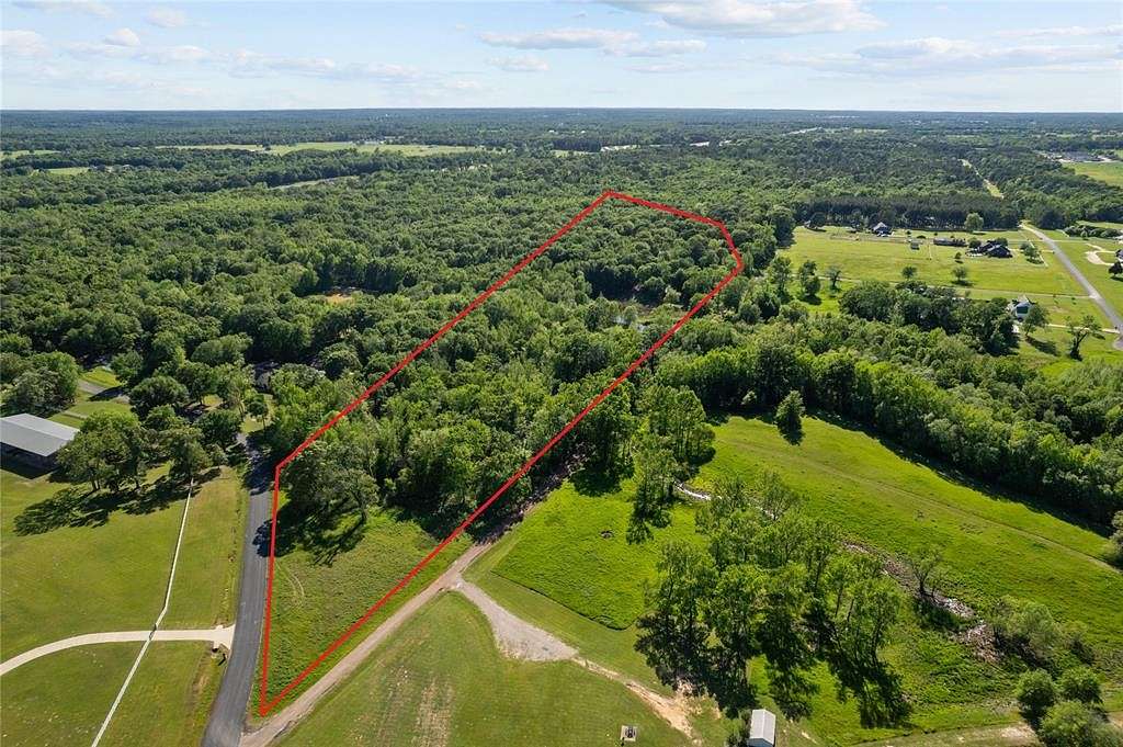 10.3 Acres of Recreational Land for Sale in Lindale, Texas