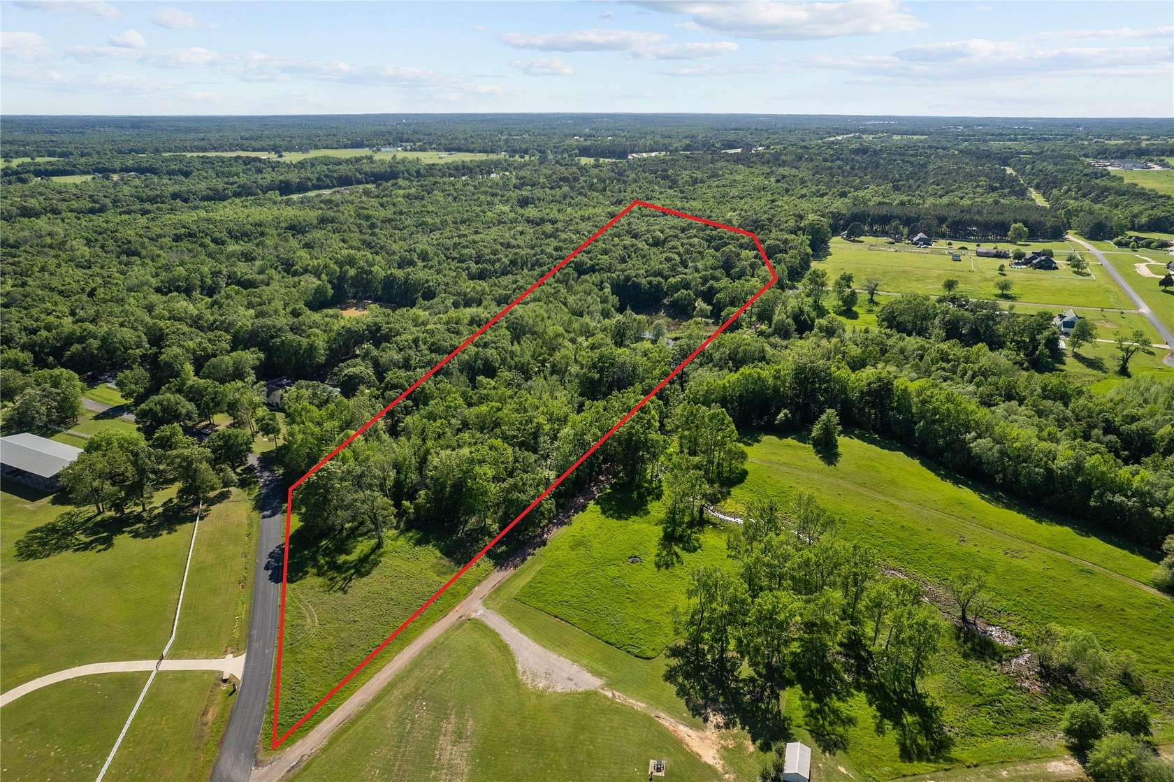 10.3 Acres of Recreational & Residential Land for Sale in Lindale, Texas