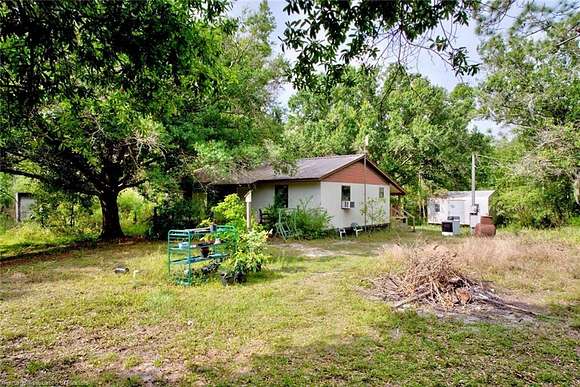 10 Acres of Residential Land with Home for Sale in Avon Park, Florida